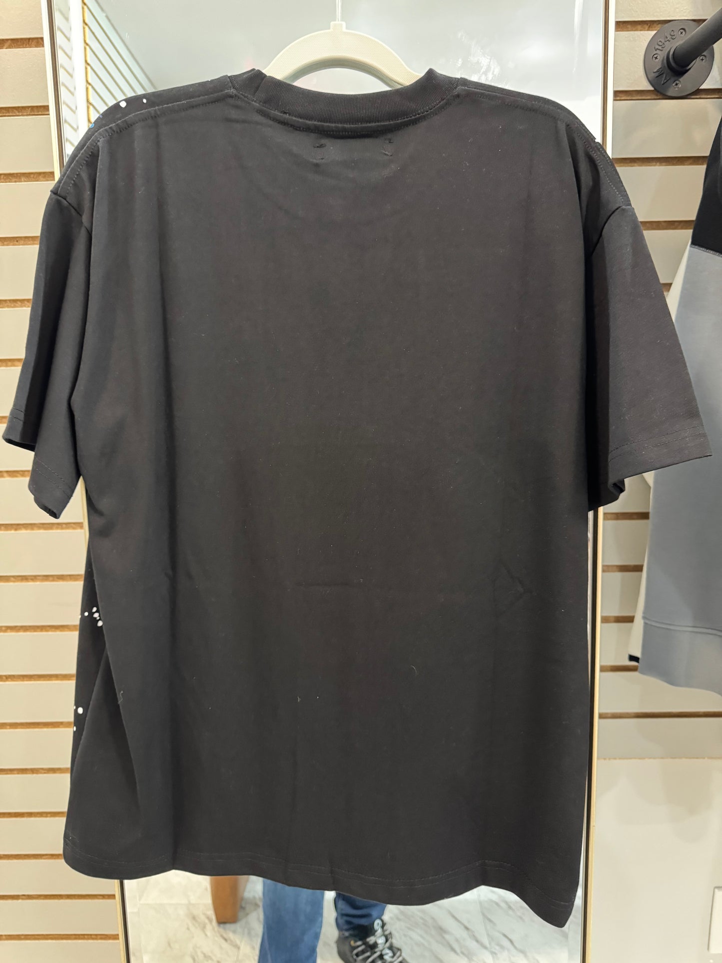 MEN T-SHIRT